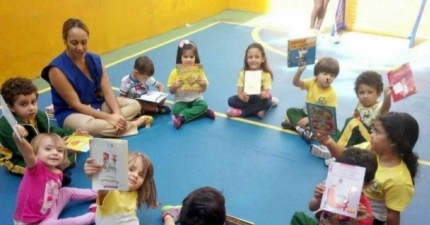 EDUCAÇÃO INFANTIL: A MAGIA DOS CONTADORES DE HISTÓRIAS