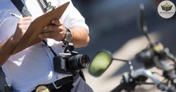 Curso de educação a distância de Princípios Básicos da Investigação Pericial da Cena de um Crime